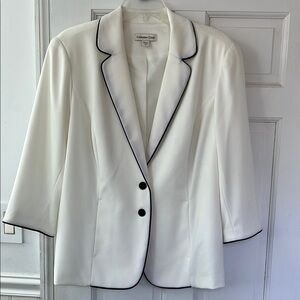 Coldwater Creek White and Black Tailored Blazer